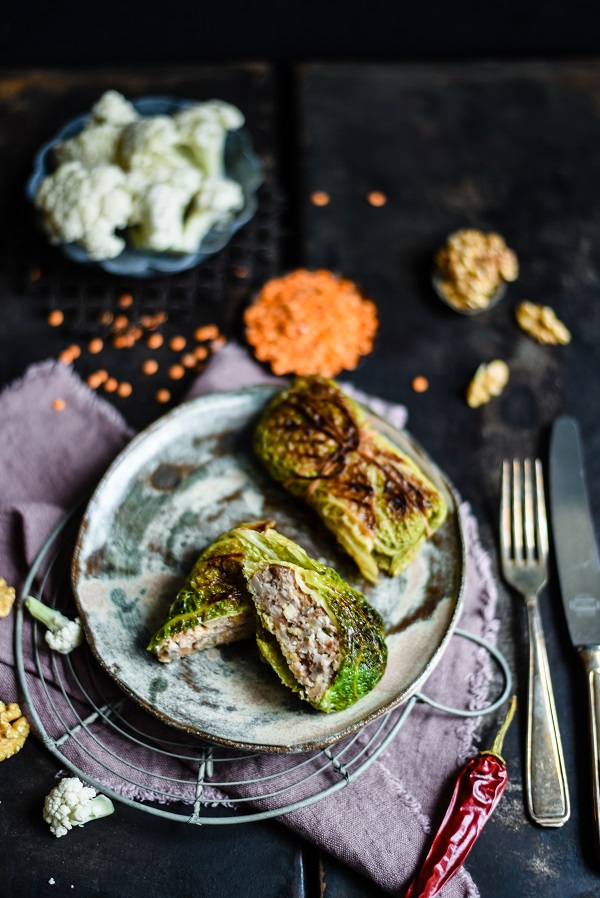 Wirsingroulade (vegan) mit Blumenkohlreis &amp; roten Linsen - Pottlecker